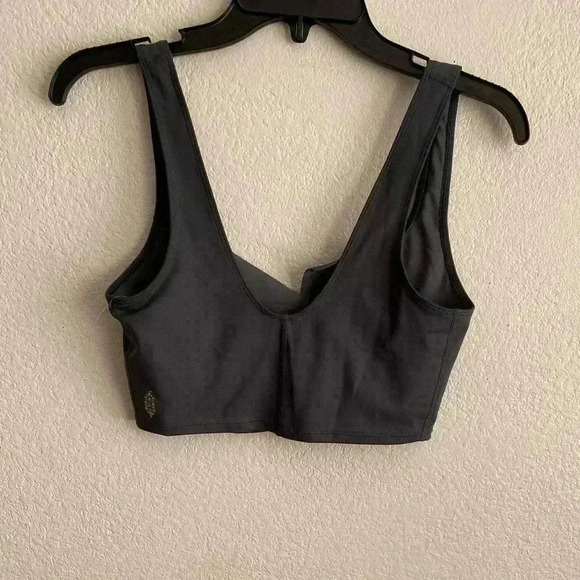 🆕 Free People Movement Iridescent Graphic Sports Bra S🆕 - Picture 5 of 11
